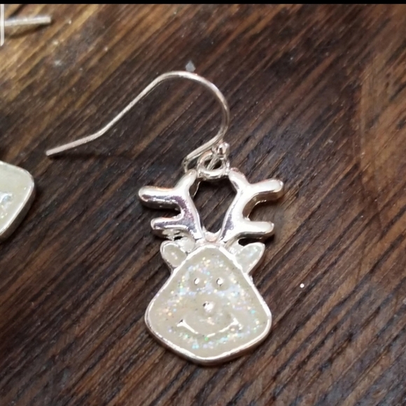3/$18 SPARKLY Reindeer Christmas Dangle Earrings - Picture 2 of 8
